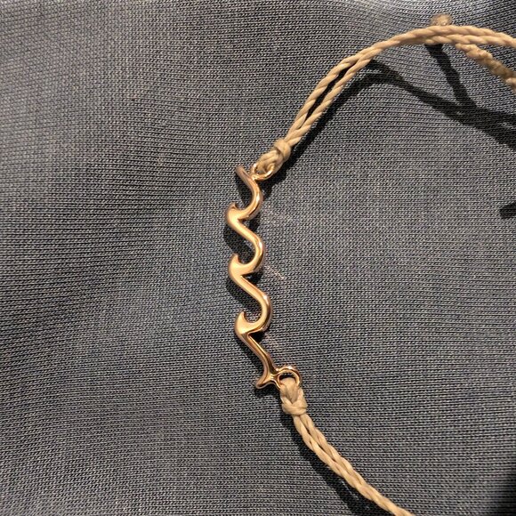 Pura Vida bracelet - Picture 2 of 3